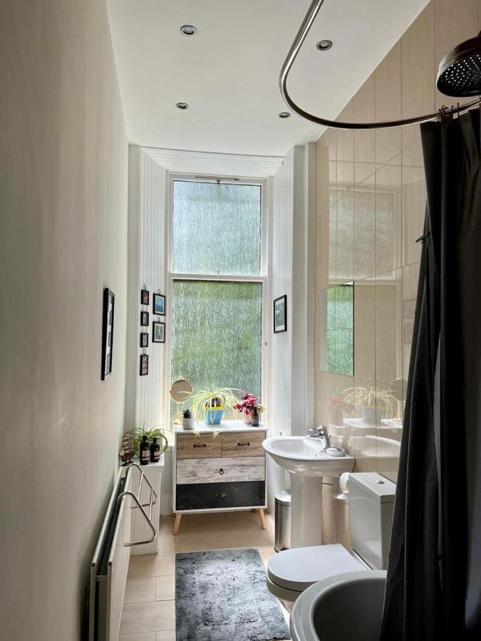 Beautiful Double Room In Idyllic West End Townhouse Glasgow Kültér fotó